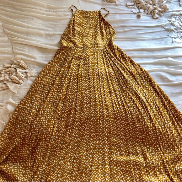 Grade & Gather Dresses & Skirts - Yellow dress